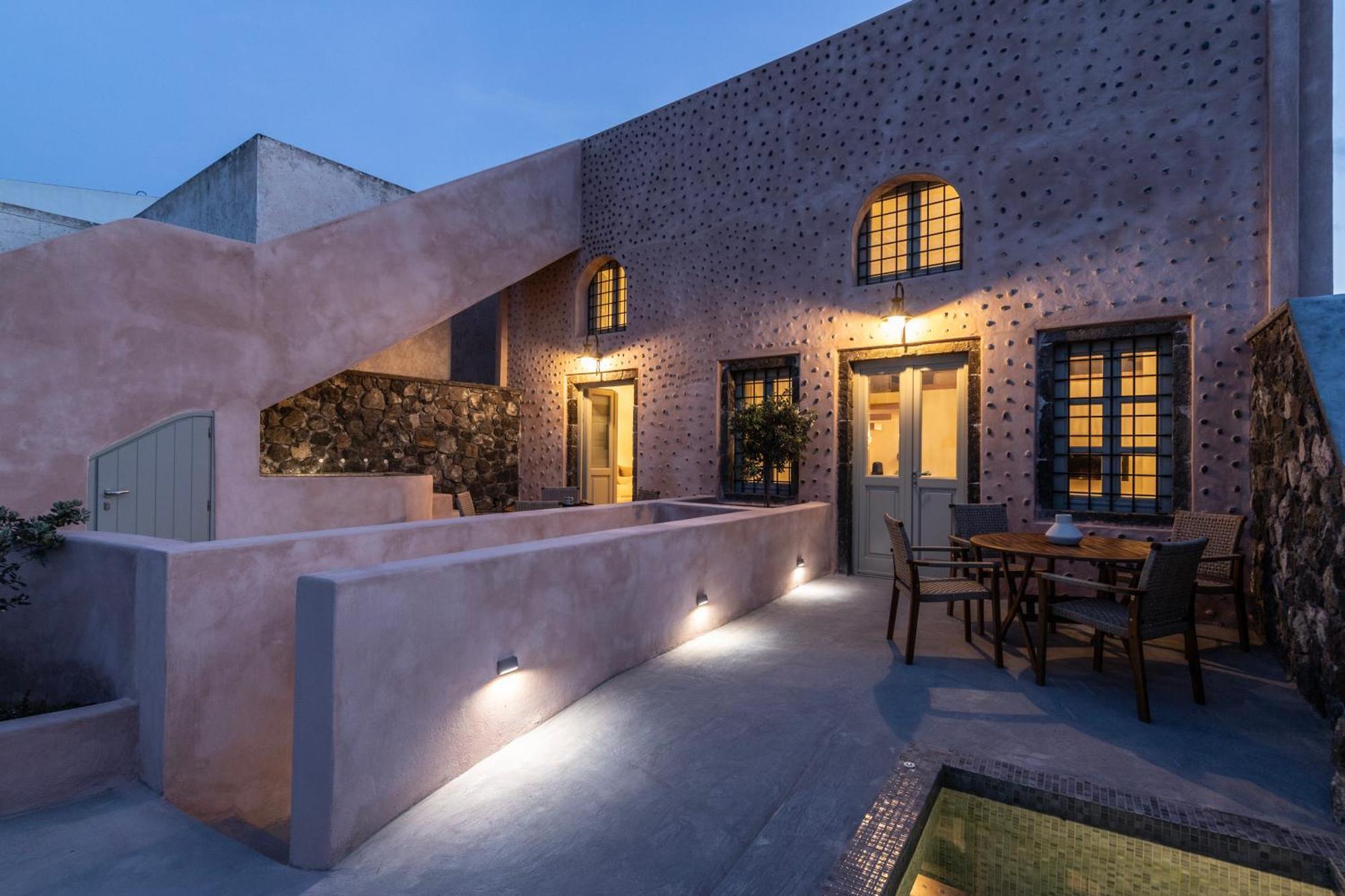 Frescoes Luxury Suites By Kb Hospitality Mesaria Exterior foto